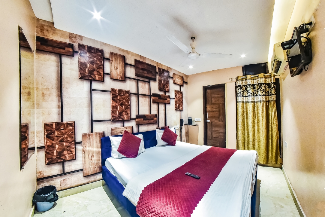 best hotel near golden temple amritsar